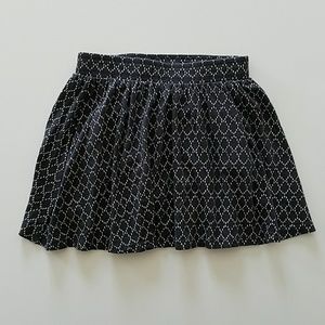 Old Navy Gray Skirt w/ White Criss Cross